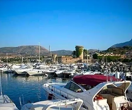 Le Tre Caravelle Bed & Breakfast Trabia