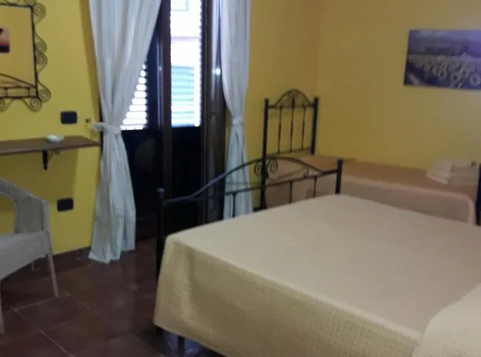 Le Tre Caravelle Bed and breakfast Trabia
